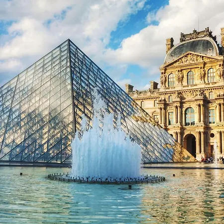 Breathtaking View Of - Luxury Apartment Paris